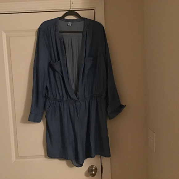Old Navy XL Chambray Romper - Picture 4 of 4